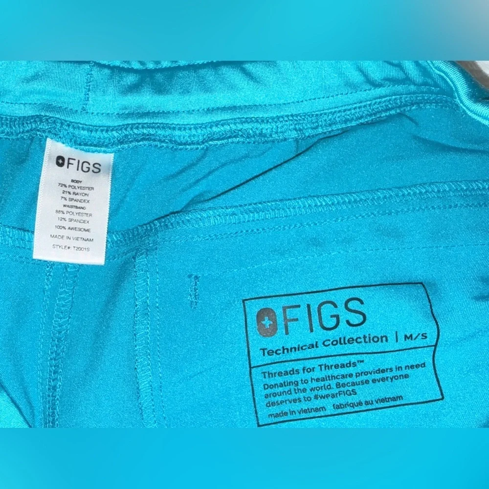 FIGS Men’s Axim Cargo 7 Pocket Pull On Caribbean Blue Scrub Pant Size M-S